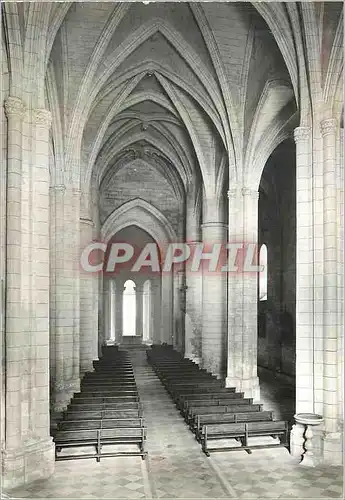 Cartes postales moderne Guitres (Gironde)Interieur de l'Eglise Notre Dame (Roman et Gothique des XII et XVIII s)