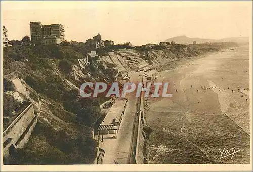 Ansichtskarte AK Biarritz La Cote basque les Falaise La Plage et la Rhune