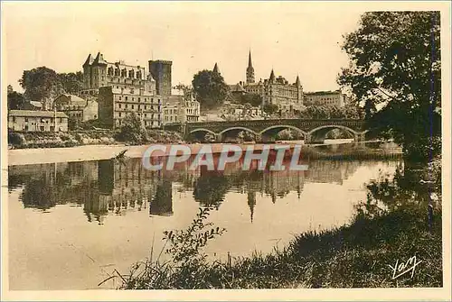 Ansichtskarte AK Pau (Basses Pyrenees)Le Gave au Pont de Jurancon et le Chateau