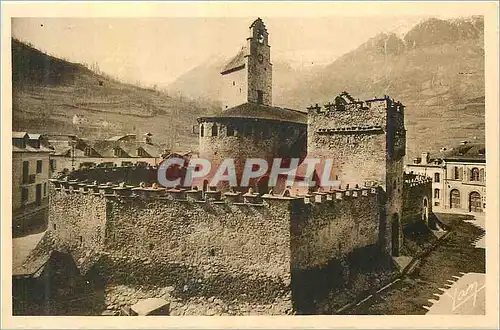 Cartes postales Les Pyrenees Luz Eglise fortifiee hatie aux XII et XIII siecles dit des Templiers