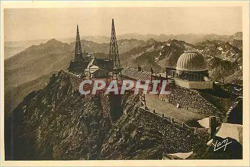 Cartes postales Les Pyrenees Pic du Midi de Bigorre L'observatoire vue Panoramique sur la chaine des Pyrenees