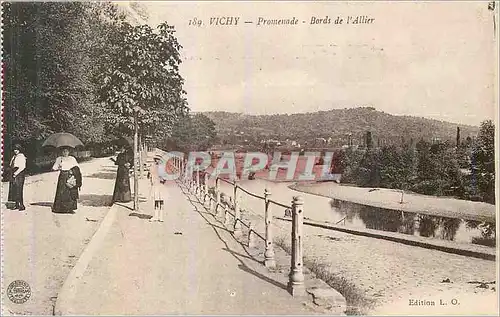 Cartes postales Vichy Promenade Bords de l Allier