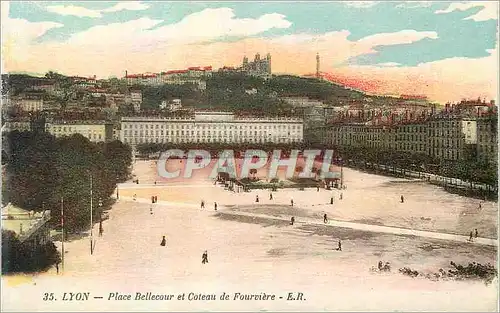 Ansichtskarte AK Lyon Place Bellecour et Coteau de Fourviere