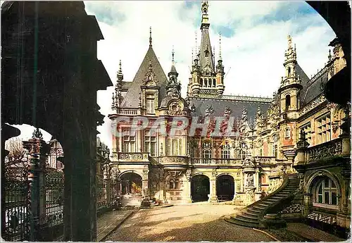 Cartes postales moderne La Benedictine a Fecamp Vue de la Cour d Honneur