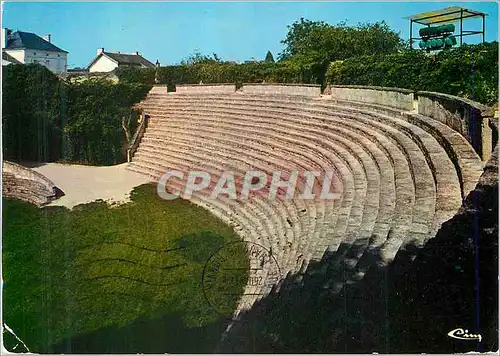 Cartes postales moderne Doue la Fontaine M et L Les Arenes