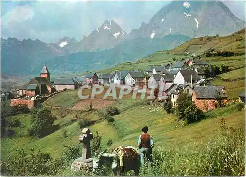 Cartes postales moderne Lescun Pyrenes Atlantiques Le Village et les Pyrenees Ane Donkey