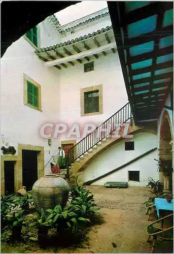 Moderne Karte Patio del Hostal Es port Mallorca