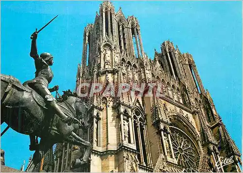Cartes postales moderne Reims Marne La facade de la cathedrale  Notre Dame