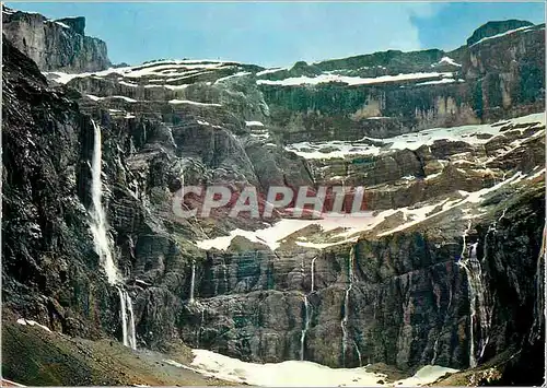 Cartes postales moderne Gavarnie (Hautes Pyrenees) Le Cirque et la Grande Cascade (Hauteur de Chute 422 m)