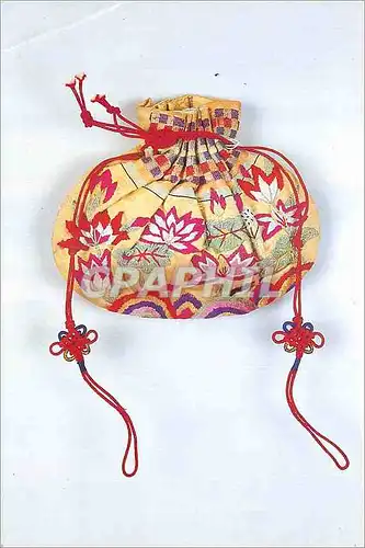 Cartes postales moderne Round Purse Embroidered with Lotus Blossom