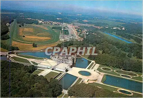 Cartes postales moderne Chantilly (Oise) le Chateau et le Champ de Courses