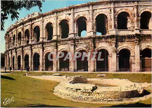 Cartes postales moderne Nimes (Gard) En pays Romain Les arenes amphitheatre romain construit a la fin du 1er siecle avan