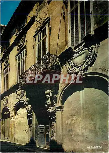 Cartes postales moderne Beaucaire (Gard) Hotel du XVIIe siecle avec Porte encadree de deux Cariatides