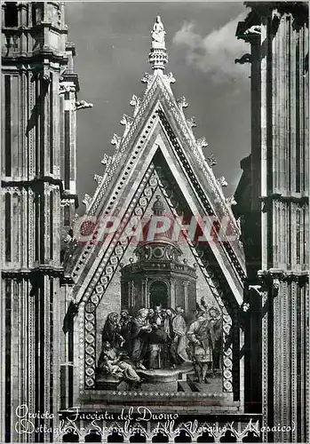 Cartes postales moderne Orvieto Facade de la Cathedrale (detail) Les Noces de la St Vierge (Mosaique)