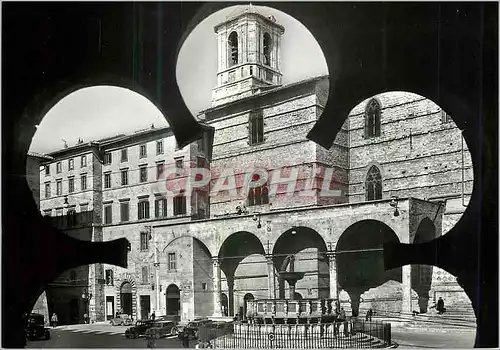 Cartes postales moderne Perugia La Cathedrale et la Fontaine Majeure