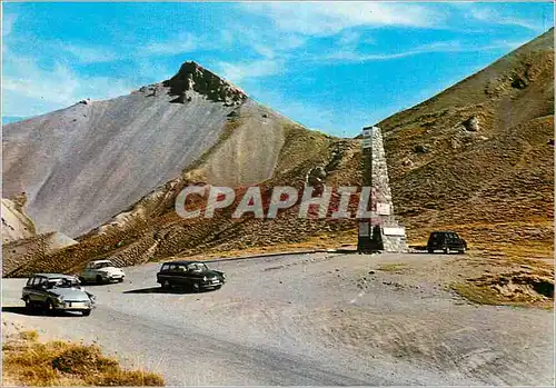 Cartes postales moderne Route des Grandes Alpes Col d'Izoard m 2360 la Stele Le col perdu et l'arpelin