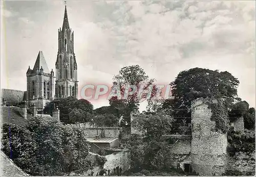 Cartes postales moderne Senlis (Oise) les Ruines du Chateau et la Cathedrale