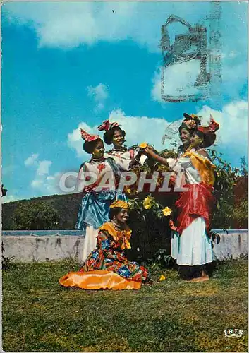 Moderne Karte Antilles Radieuses Folklore Antillais Danseuses du Groupe Folklorique Loulou Boislaville