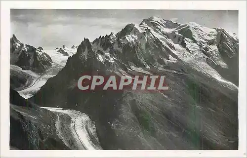 Cartes postales moderne Les Aiguilles de Chamonix La Mer de Glace et le Mont Blanc (4807 m)