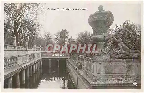 Cartes postales moderne Nimes les Bains Romains