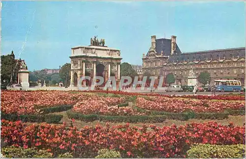 Cartes postales moderne Paris Le Jardin des Tuileries Le Louvre et l'Arc de Triomphe du Carrousel