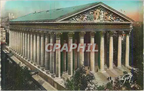 Cartes postales moderne Paris et ses Merveilles Eglise de la Madeleine (1806) Au fond a Gauche La Basilique du Sacre Coe