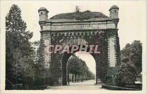 Cartes postales moderne Metz Porte et Avenue Serpenoise