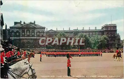 Cartes postales moderne London Trooping The Colour Horse Guards Parade