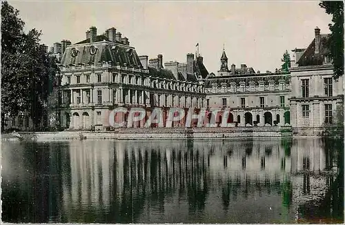 Moderne Karte Palais de Fontainebleau Le Chateau vu de l'Etang des Carpes