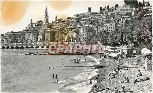 Cartes postales moderne Menton Vue sur la Vieille Ville et la Plage