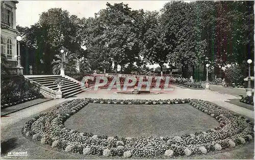 Cartes postales moderne Epernay (Marne) Jardin de l'Hotel de Ville