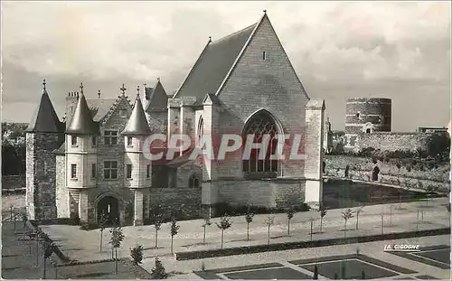 Cartes postales moderne Angers (Maine et Loire) Le Petit Chateau et la Chapelle