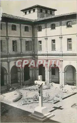 Cartes postales moderne Carmel de Pamiers (Ariege) Le Preau Conventuel avec le Calvaire