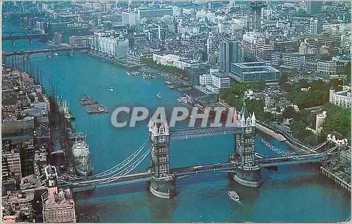Cartes postales moderne London Aerial View of Tower Bridge