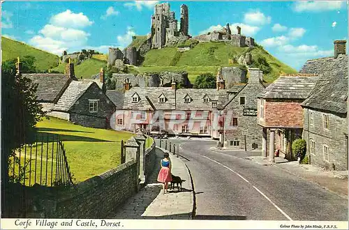 Cartes postales moderne Corfe Village and Castle Dorset