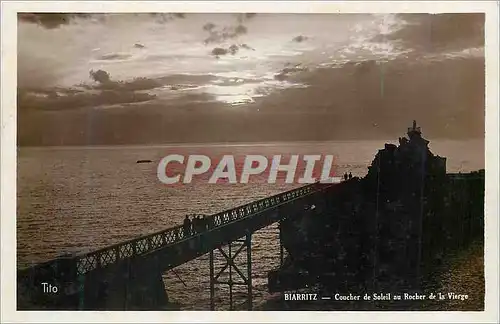 Cartes postales moderne Biarritz Coucher de soleil au Rocher de la Vierge