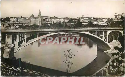 Cartes postales moderne Montauban Tarn Garonne Vue generale sur la Ville Haute Le Pont vieux et le Pont Neuf