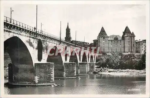 Cartes postales moderne Montauban Tarn et Gne Le grand pont sur le Tarn Le musee Ingres
