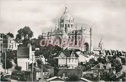 Cartes postales moderne Lisieux Autour de la Basilique