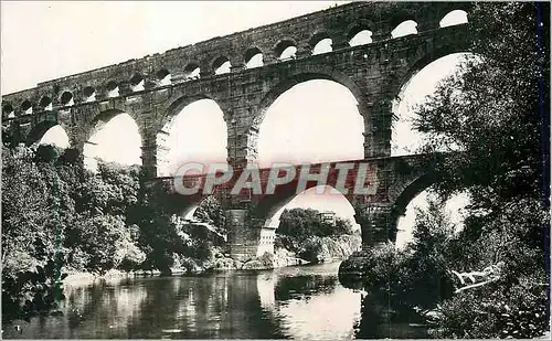 Cartes postales moderne Le Pont du Gard Aqueduc Romain