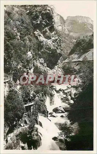 Moderne Karte Pont en Royans Les Cascades