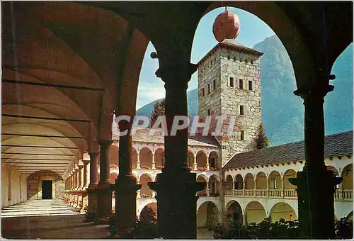 Cartes postales moderne Stocalperschloss in Brig mit Hof und Arkadenlauben