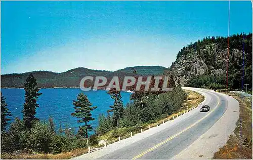 Cartes postales moderne One of the many areas of scenic beauty along the Lake Superior circle route in Northern Ontario