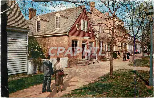 Cartes postales moderne The Margaret Hunter Shop and the Golden Ball At the Margaret Hunter Shop on Duke of Gloucester S