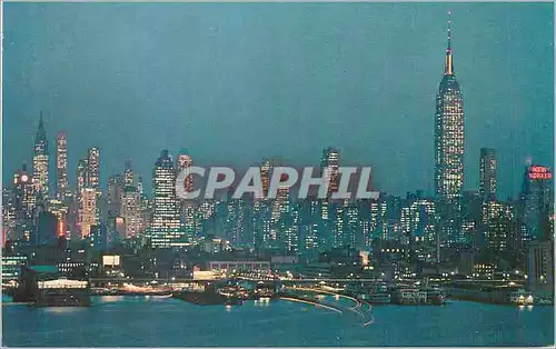 Moderne Karte Midtown Manhattan Skyline at night New York NY