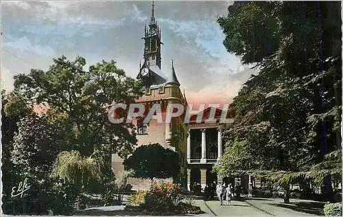 Cartes postales moderne Toulouse Square de Gaulle et Donjon du Capitale