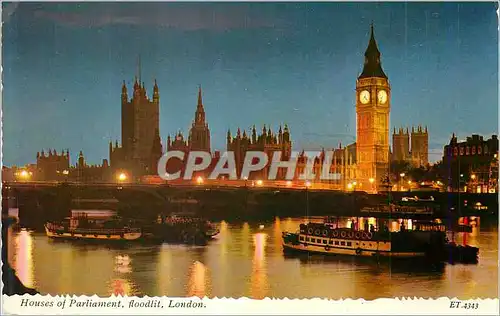 Cartes postales moderne London Houses of Parliament Floodlit Bateau