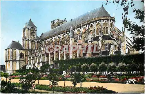 Cartes postales moderne Bourges (Cher) Jardins de l'Eveche La Cathedrale