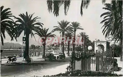 Cartes postales moderne Cannes La Promenade et la Croisette Automobile