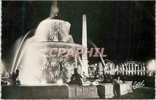 Moderne Karte Paris La Nuit Place de la Concorde et ses Fontaines Illuminees